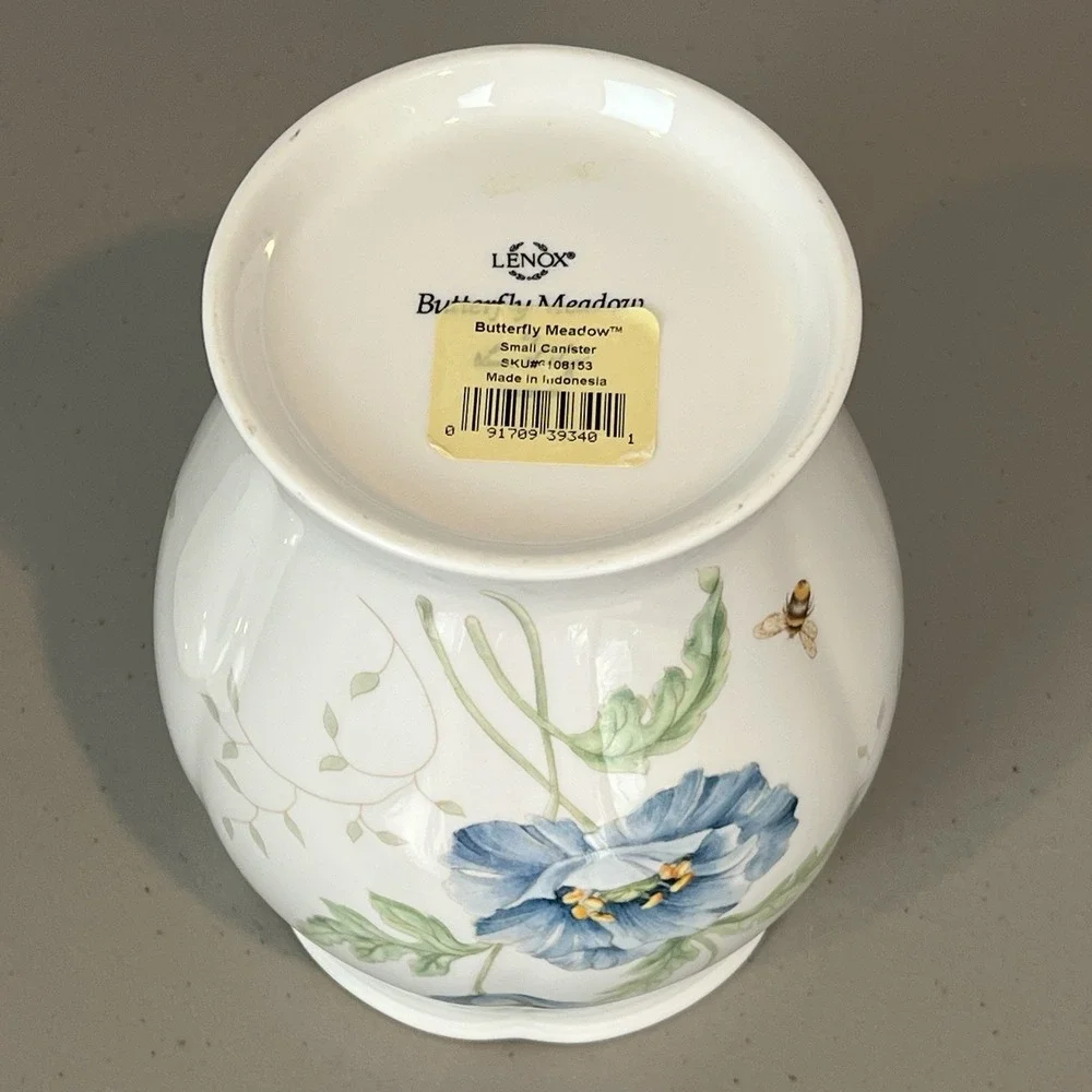 Lenox Butterfly Meadow Small Canister with Blue Butterfly Lid Cookie Jar 8 3/4